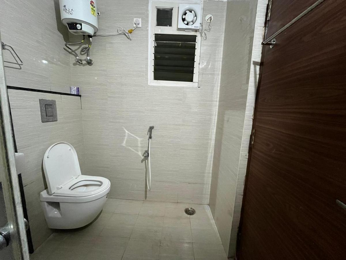 Beach Town Hotel Visakhapatnam Exterior photo