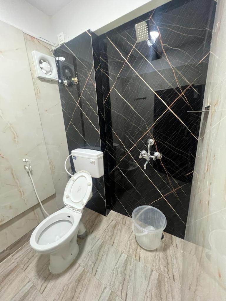 Beach Town Hotel Visakhapatnam Exterior photo